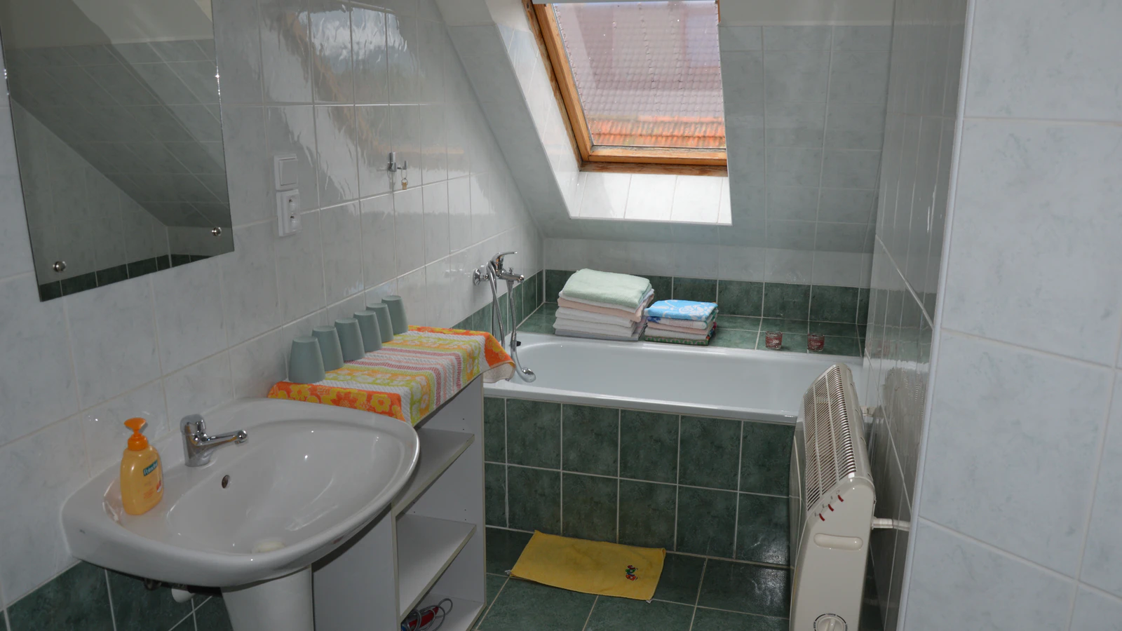 Attic apartment - photo 13