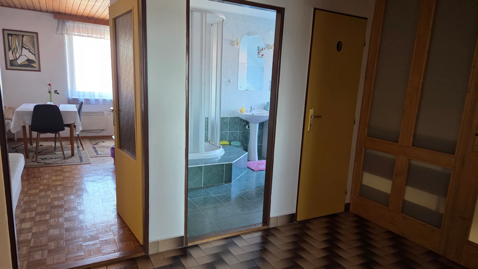 Apartament na poddaszu – zdjęcie 23